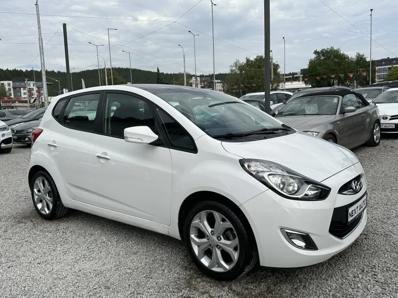 Hyundai Ix20 1.6i 125HP NAVI PANORAMA E5B Image 3