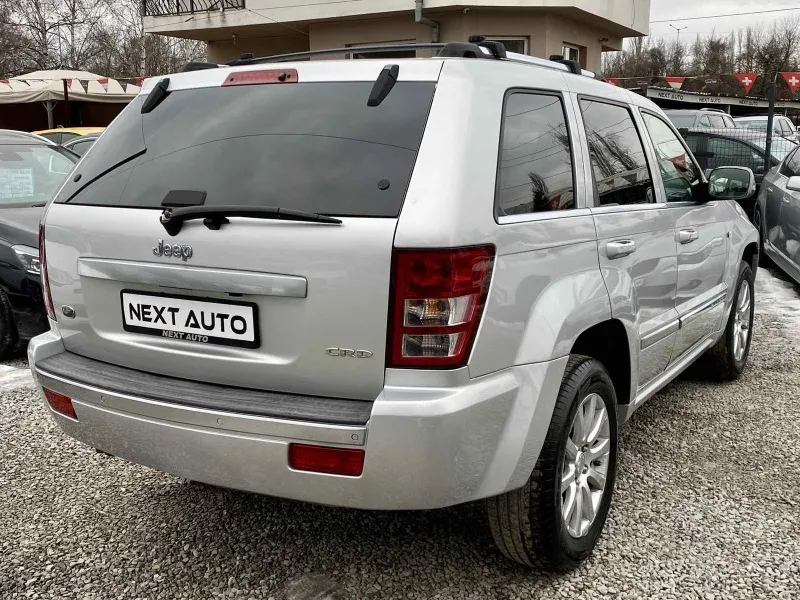 Jeep Grand cherokee 3.0TDI OVERLAND Image 5