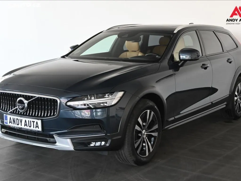 Volvo V90 2,0 D4 140kW AWD Cross Country Image 1